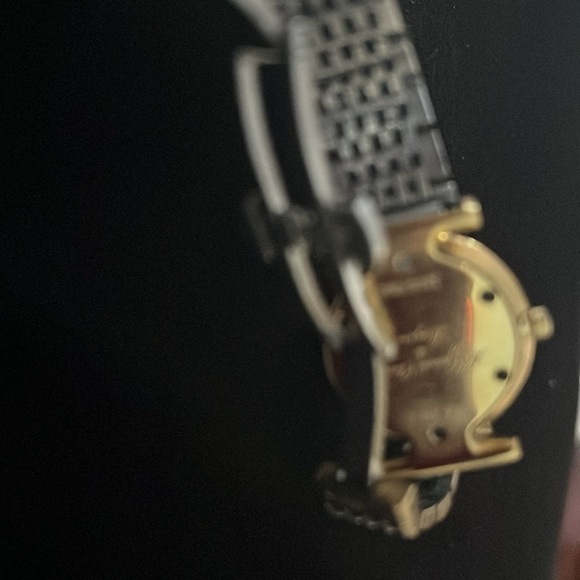 Lady watch - Picture 3 of 3